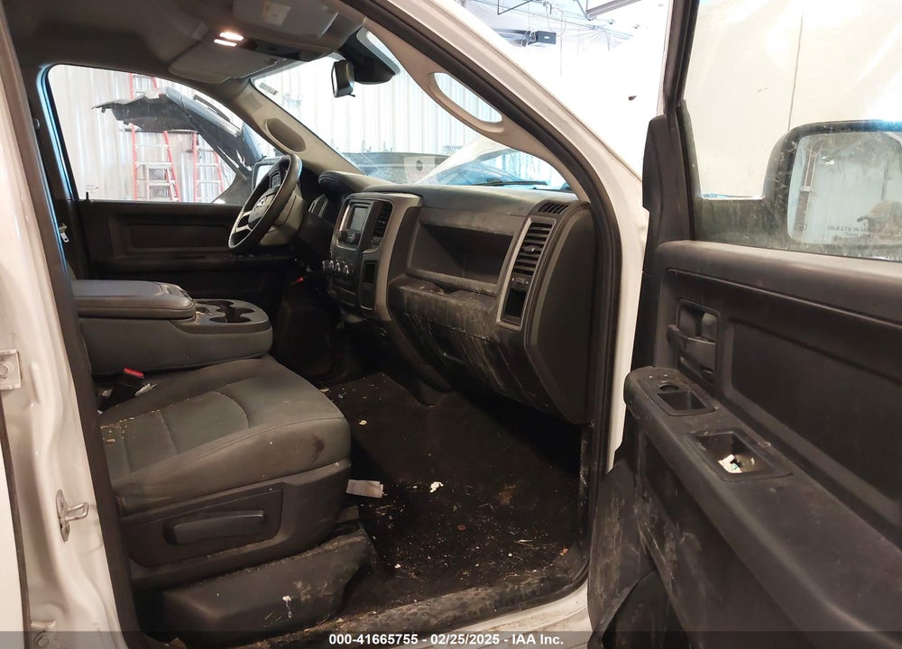 2016 RAM 1500 VIN: 3C6RR7KTXGG326897