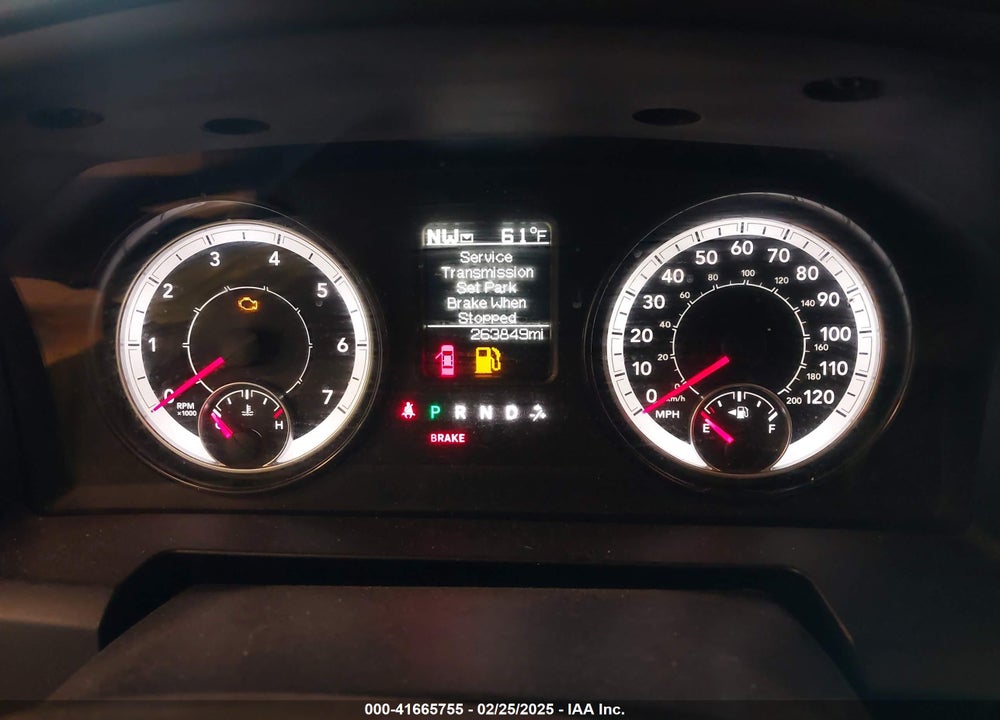 2016 RAM 1500 VIN: 3C6RR7KTXGG326897
