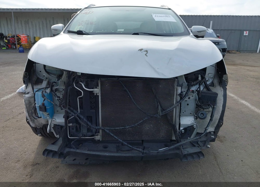 2018 NISSAN ROGUE SPORT SL VIN: JN1BJ1CP2JW102017
