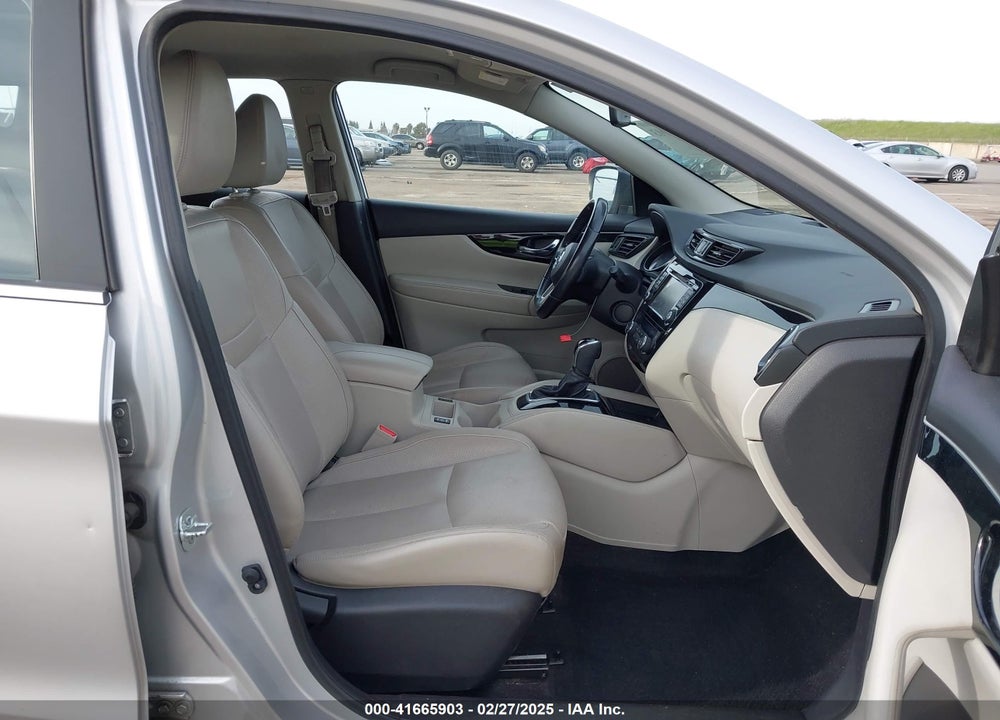 2018 NISSAN ROGUE SPORT SL VIN: JN1BJ1CP2JW102017