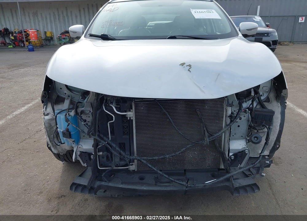 2018 NISSAN ROGUE SPORT SL VIN: JN1BJ1CP2JW102017