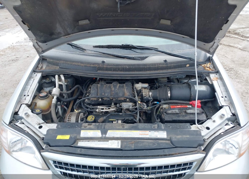 2000 FORD WINDSTAR VIN: 2FMDA534XYBB14085