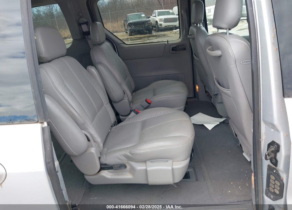 2000 FORD WINDSTAR VIN: 2FMDA534XYBB14085