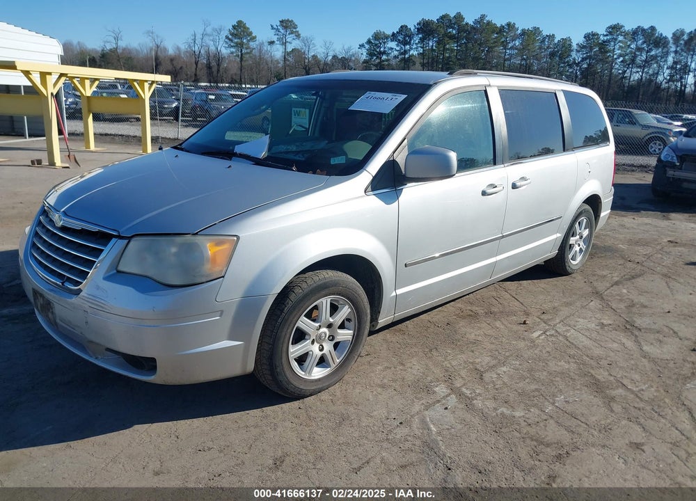 2010 CHRYSLER TOWN & COUNTRY TOURING VIN: 2A4RR5D17AR266811