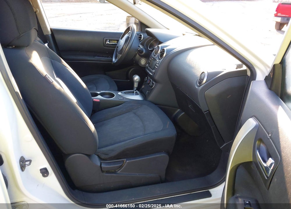 2013 NISSAN ROGUE VIN: JN8AS5MV2DW665815