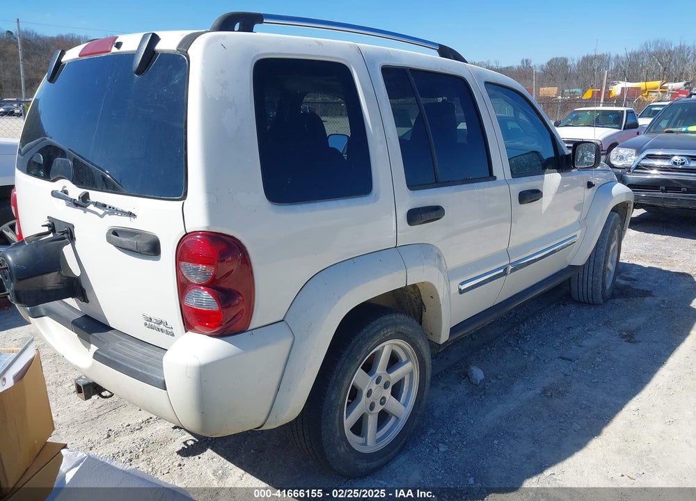 2005 JEEP LIBERTY VIN: 1J4GK58K65W542553