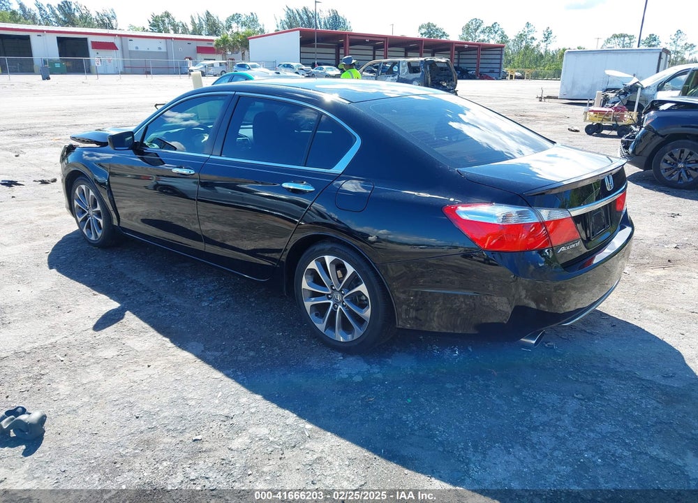 2014 HONDA ACCORD VIN: 1HGCR2F53EA021123