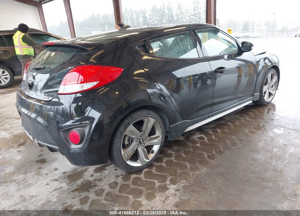 2013 HYUNDAI VELOSTER VIN: KMHTC6AEXDU123011