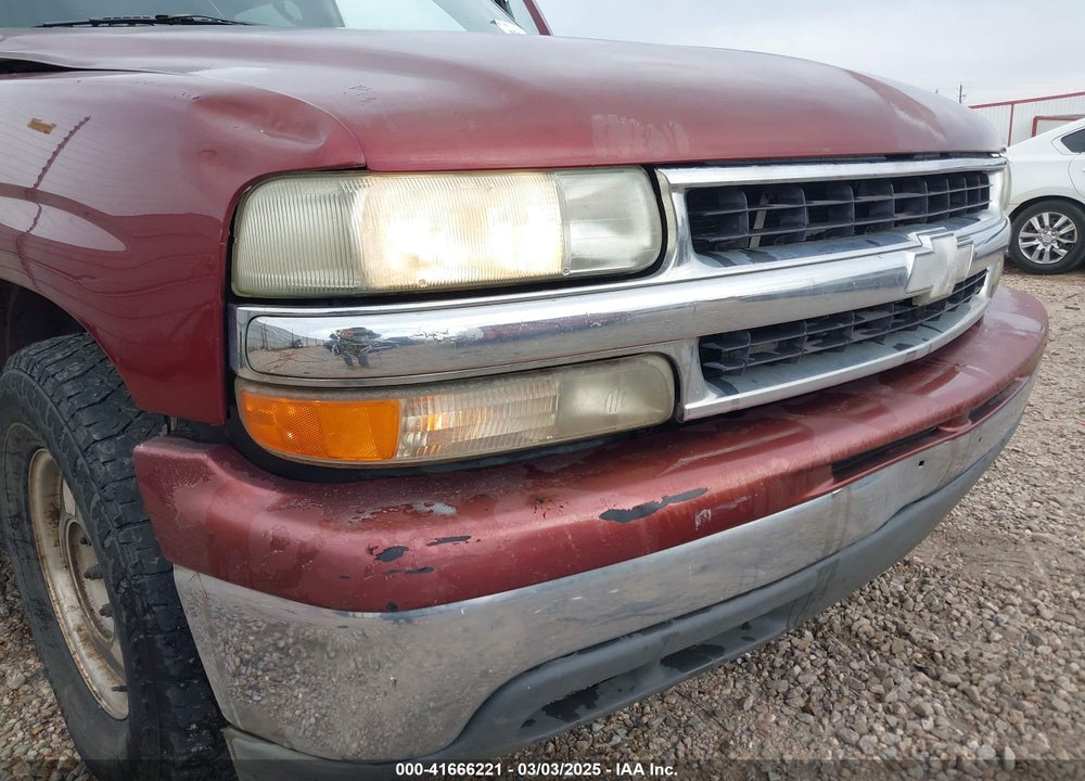 2003 CHEVROLET SUBURBAN 1500 LT VIN: 1GNEC16Z93J203872