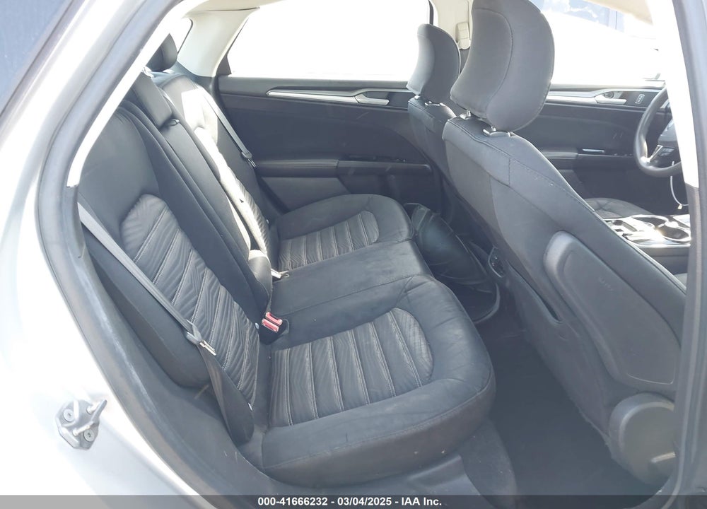 2016 FORD FUSION SE VIN: 3FA6P0H75GR225277