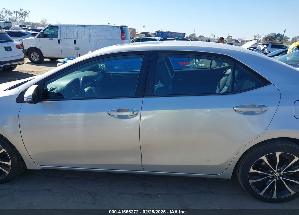 2018 TOYOTA COROLLA VIN: 5YFBURHE0JP761880