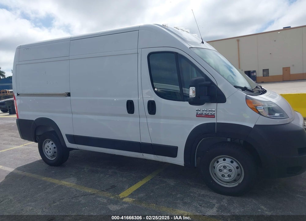 2019 RAM PROMASTER 1500 VIN: 3C6TRVBG7KE559461