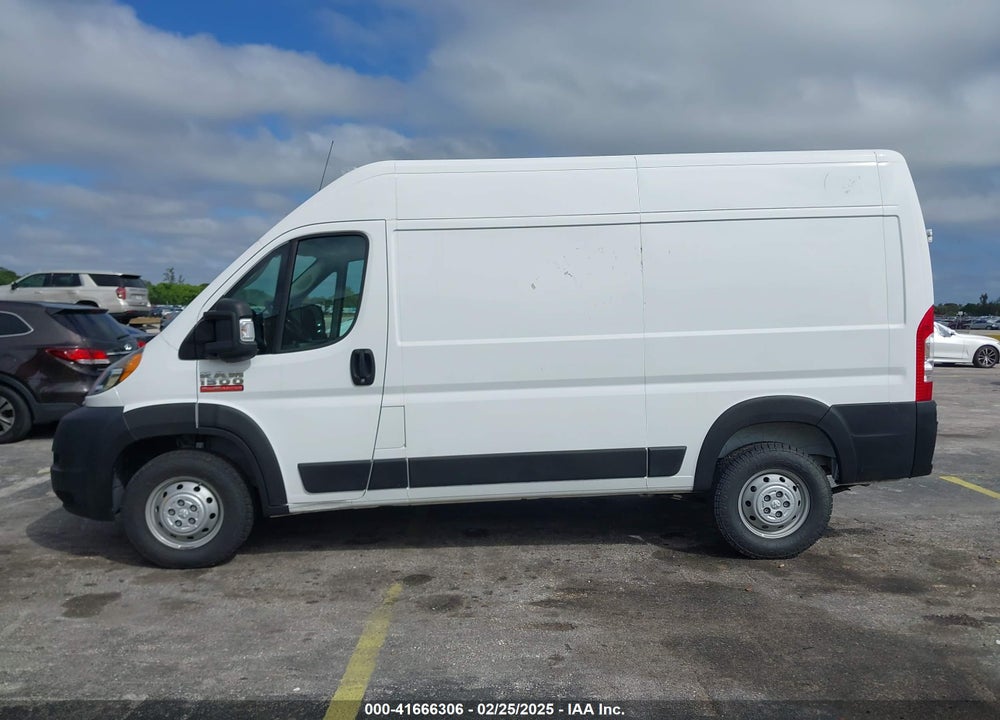 2019 RAM PROMASTER 1500 VIN: 3C6TRVBG7KE559461