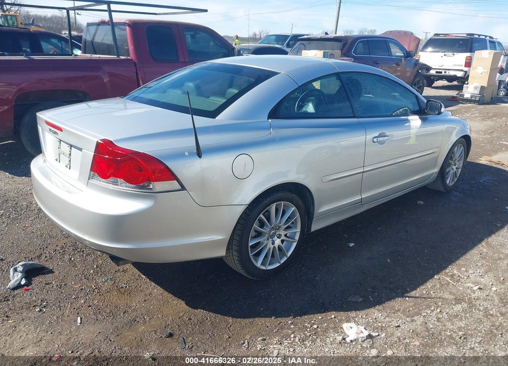 2008 VOLVO C70 VIN: YV1MC67248J041069