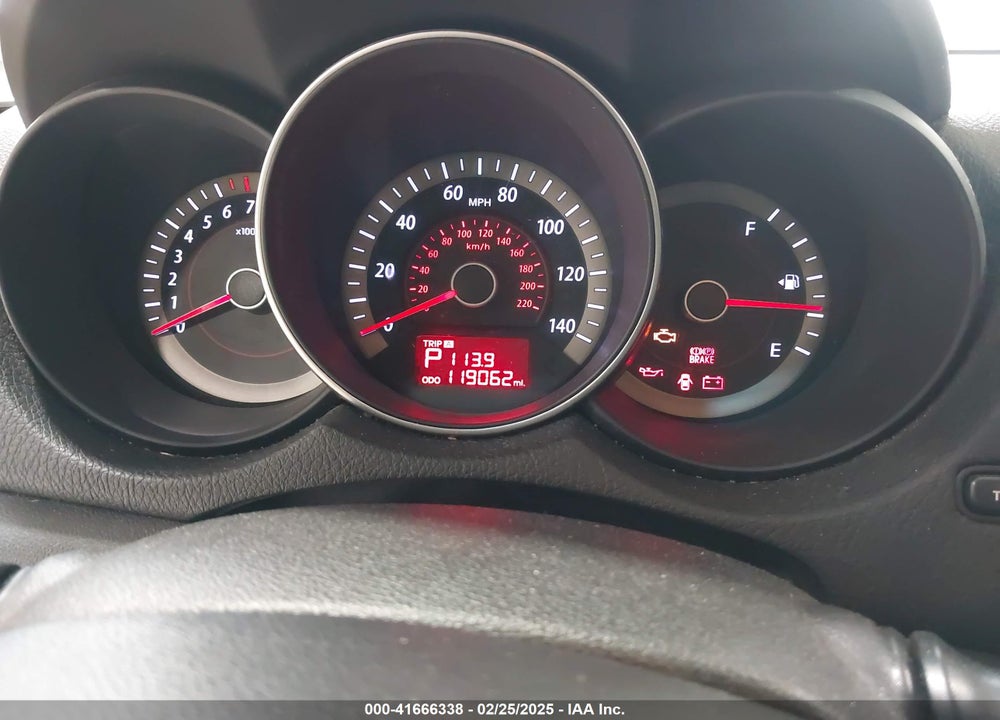 2011 KIA FORTE VIN: KNAFU4A25B5426128