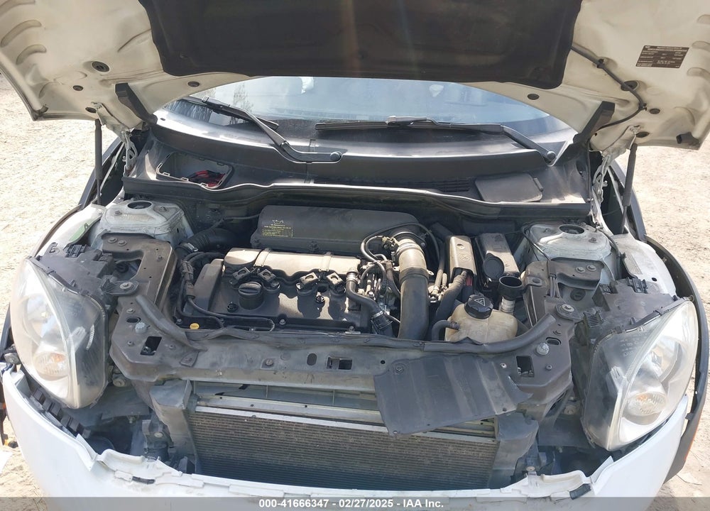 2013 MINI COOPER VIN: WMWSS5C52DWN49173