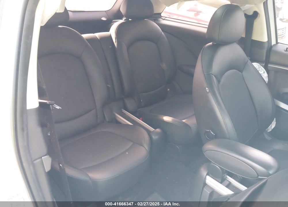 2013 MINI COOPER VIN: WMWSS5C52DWN49173