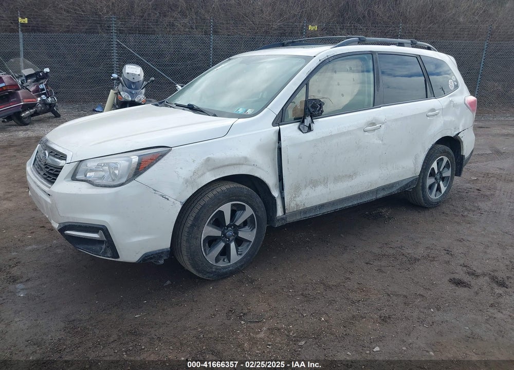 2018 SUBARU FORESTER 2.5I PREMIUM VIN: JF2SJAECXJH529006
