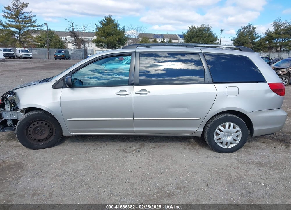 2005 TOYOTA SIENNA LE VIN: 5TDZA23C45S377456