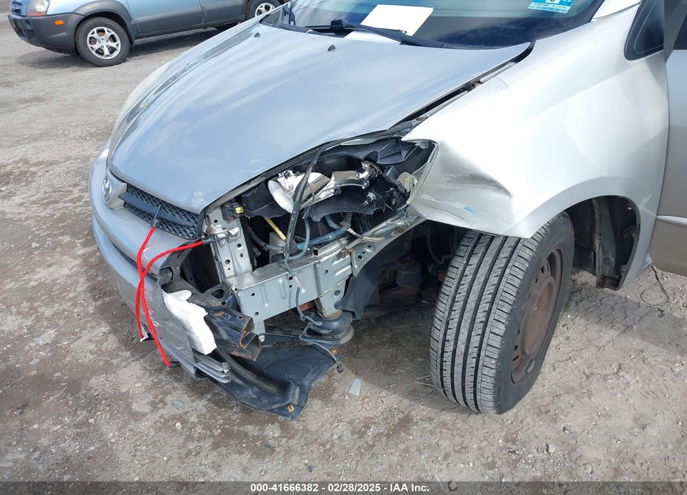 2005 TOYOTA SIENNA LE VIN: 5TDZA23C45S377456