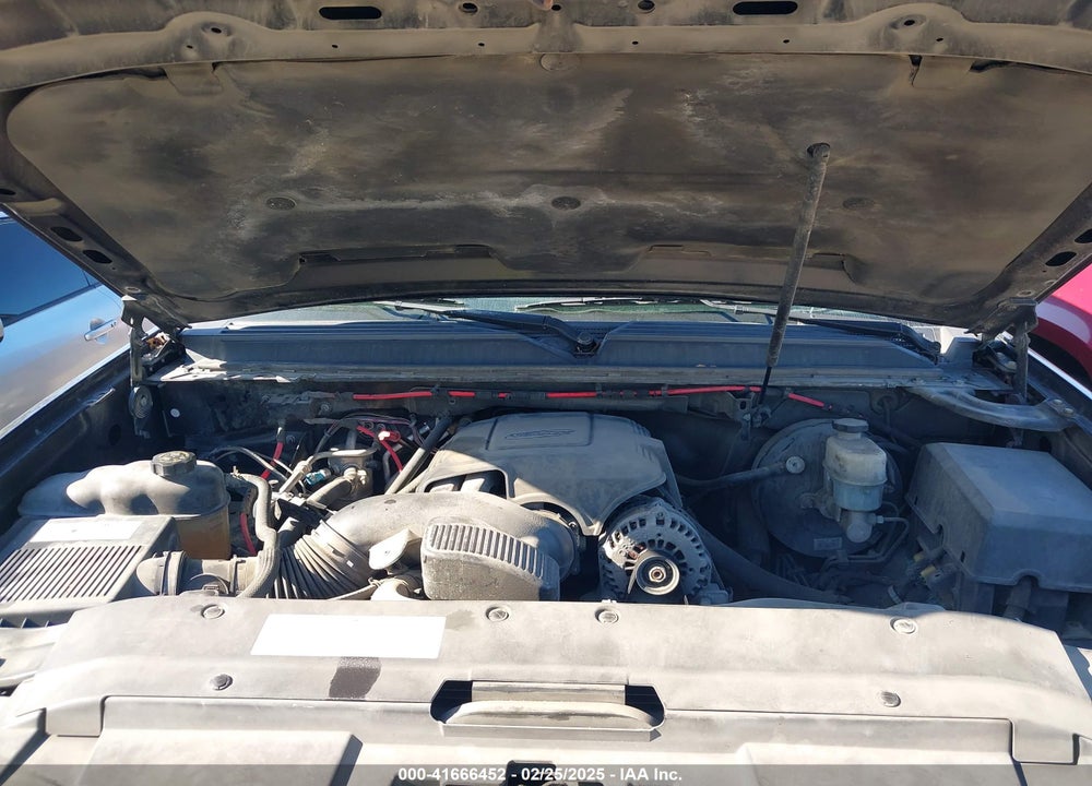 2008 CHEVROLET TAHOE VIN: 1GNFC13018R236657