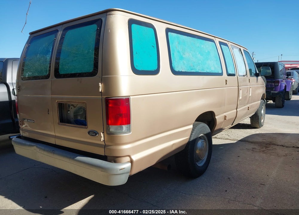 1998 FORD SUPER CLUB WAGON XL/XLT VIN: 1FBSS31L5WHB69202