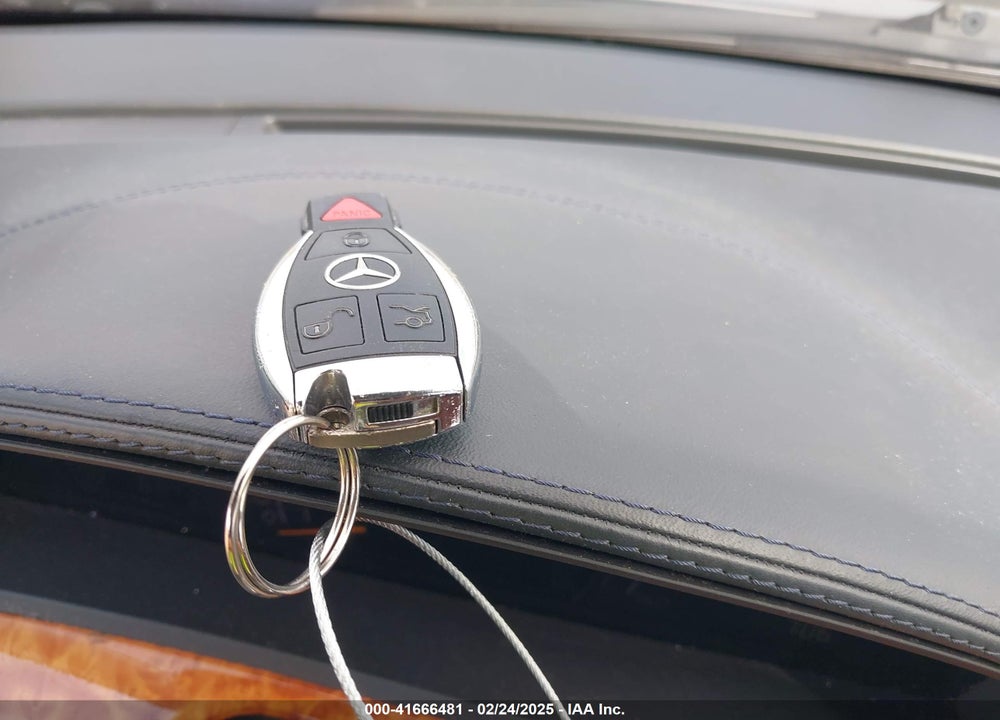 2005 MERCEDES-BENZ S 500 VIN: WDBNG75J35A453198