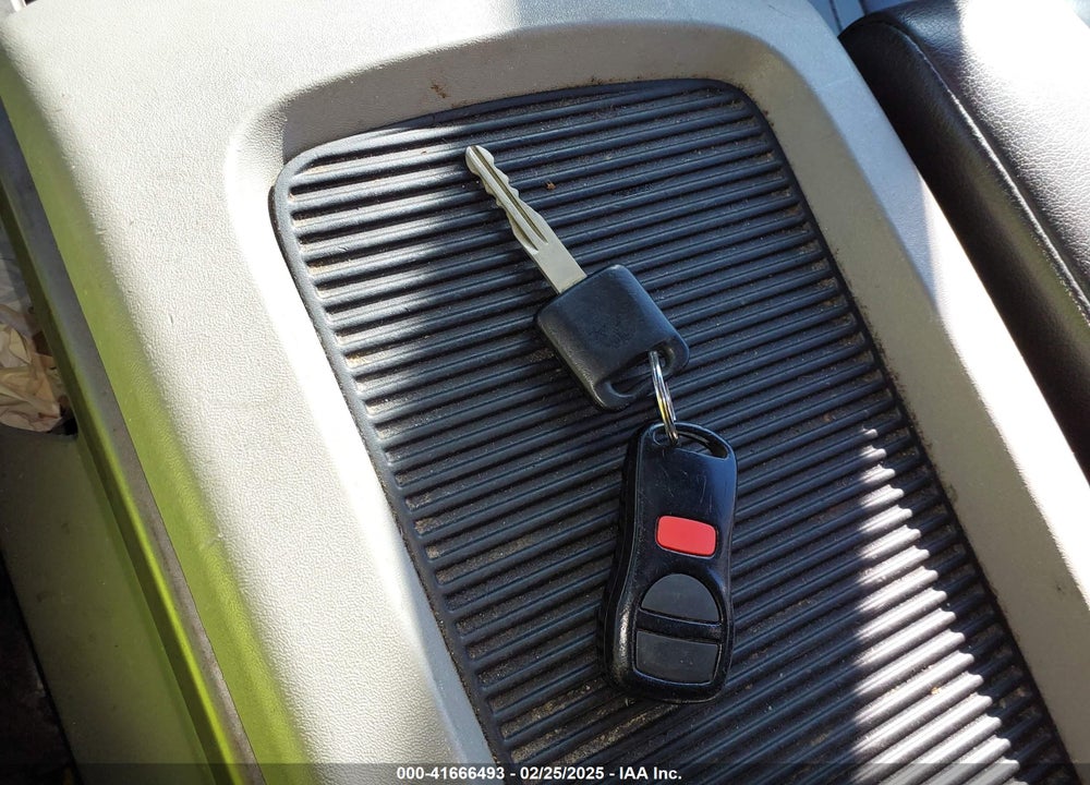 2004 NISSAN TITAN LE VIN: 1N6AA07B64N590414