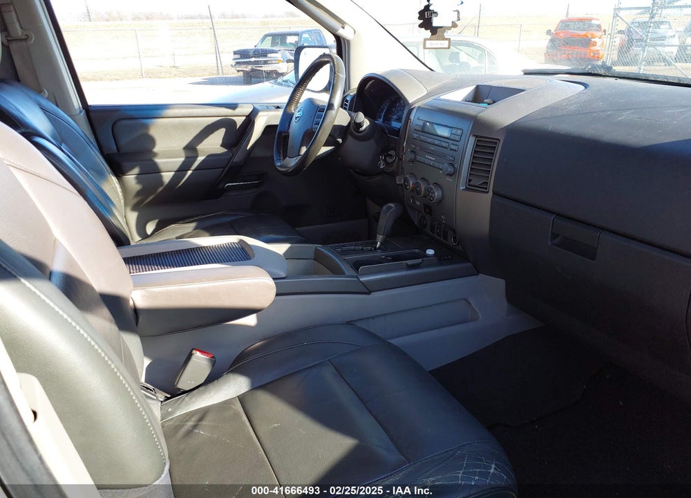 2004 NISSAN TITAN LE VIN: 1N6AA07B64N590414