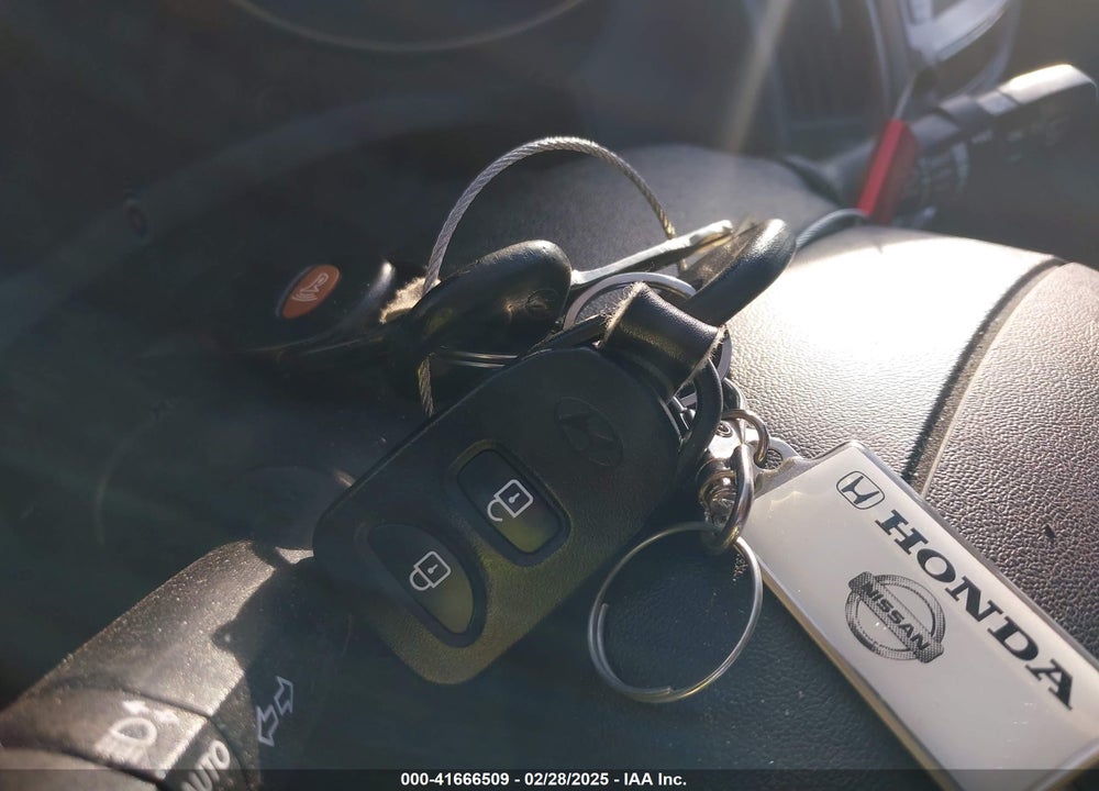 2011 HYUNDAI TUCSON GLS VIN: KM8JU3AC9BU132006