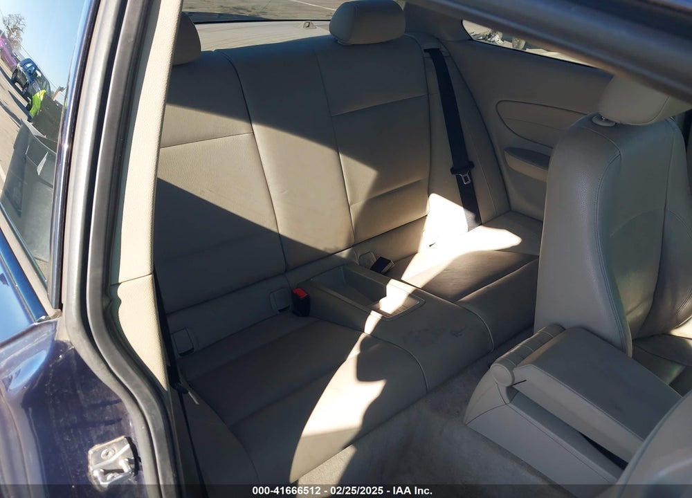 2010 BMW 135I VIN: WBAUC7C58AVK96377