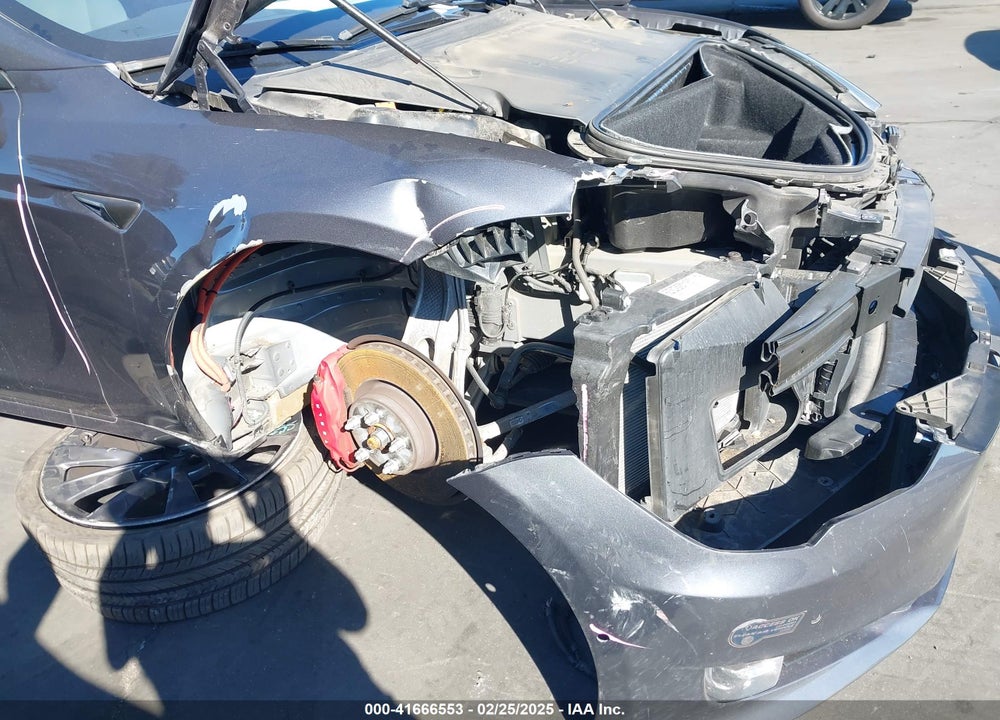 2020 TESLA MODEL S VIN: 5YJSA1E47LF415636