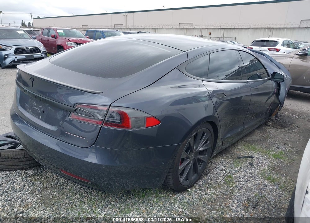 2020 TESLA MODEL S VIN: 5YJSA1E47LF415636