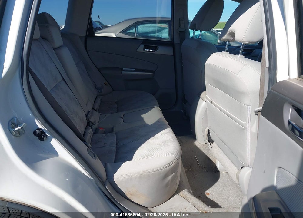 2010 SUBARU FORESTER 2.5X PREMIUM VIN: JF2SH6CC6AG720584