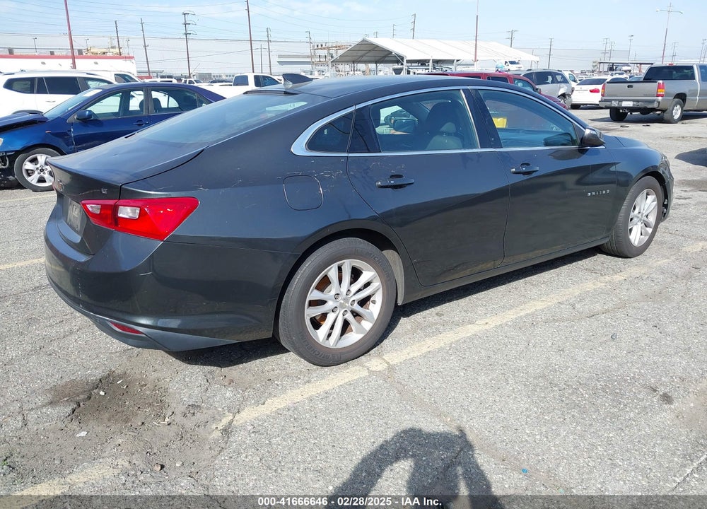 2018 CHEVROLET MALIBU LT VIN: 1G1ZD5ST0JF254556