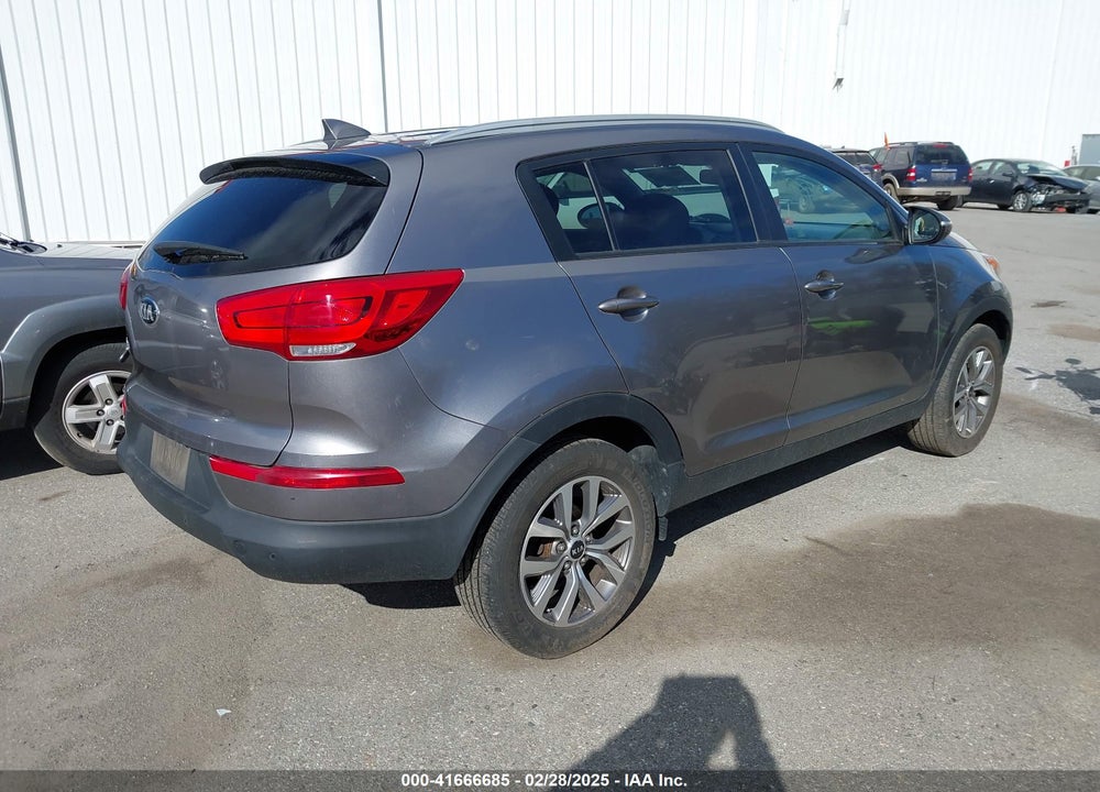 2014 KIA SPORTAGE VIN: KNDPB3AC6E7658648