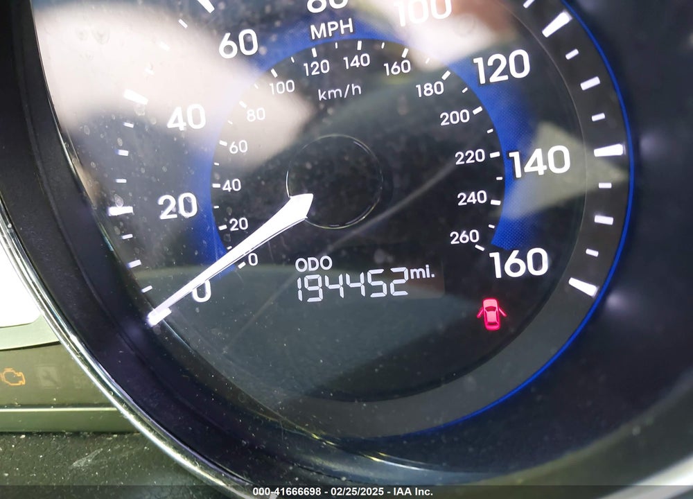 2015 HYUNDAI SONATA VIN: KMHEC4A41FA129904