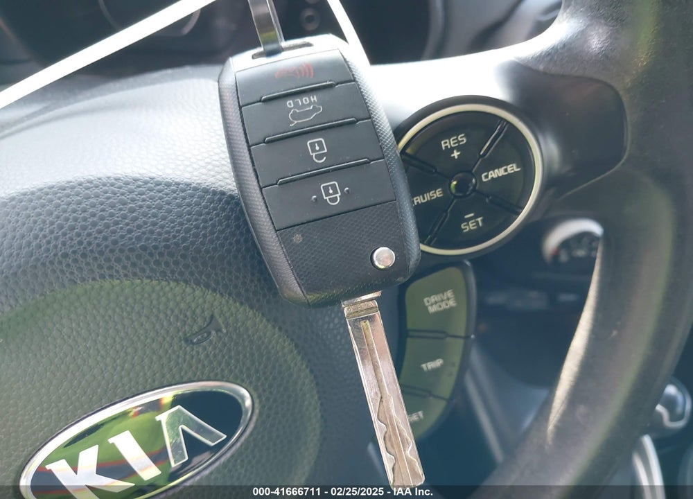 2018 KIA SOUL VIN: KNDJN2A26J7584091