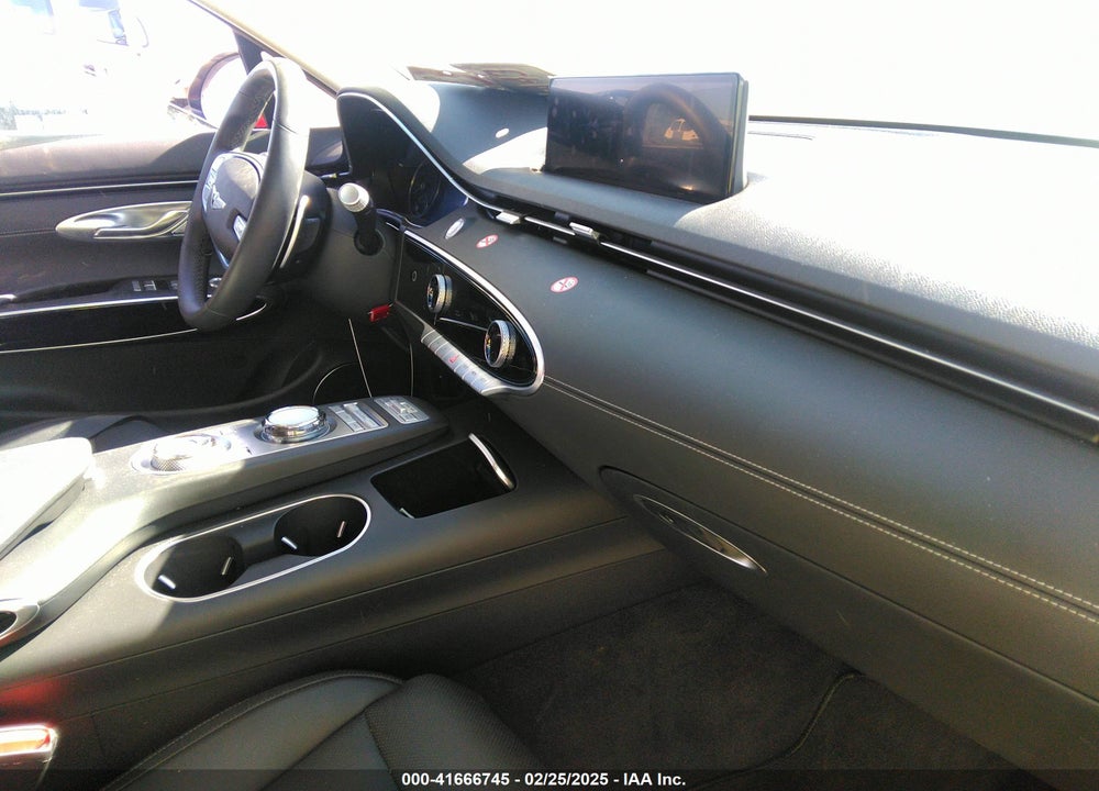 2025 GENESIS GV70 2.5T AWD VIN: 5NMMADTB3SH023827