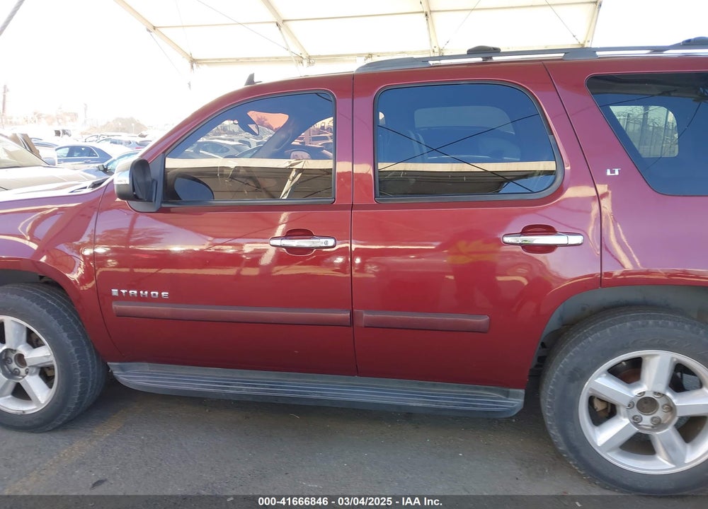 2008 CHEVROLET TAHOE LT VIN: 1GNFC13028J118793
