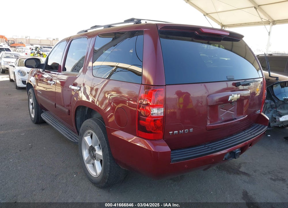2008 CHEVROLET TAHOE LT VIN: 1GNFC13028J118793