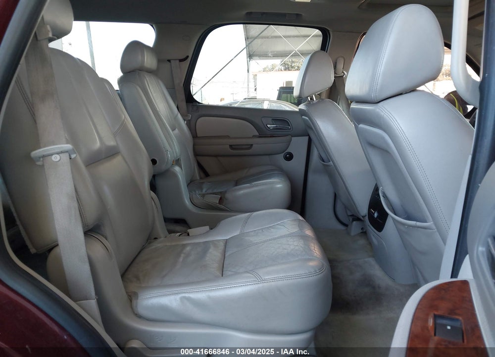 2008 CHEVROLET TAHOE LT VIN: 1GNFC13028J118793