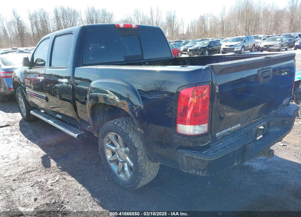 2013 GMC SIERRA 1500 DENALI VIN: 3GTP2XE24DG337445