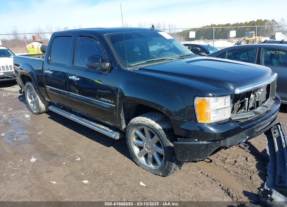2013 GMC SIERRA 1500 DENALI VIN: 3GTP2XE24DG337445