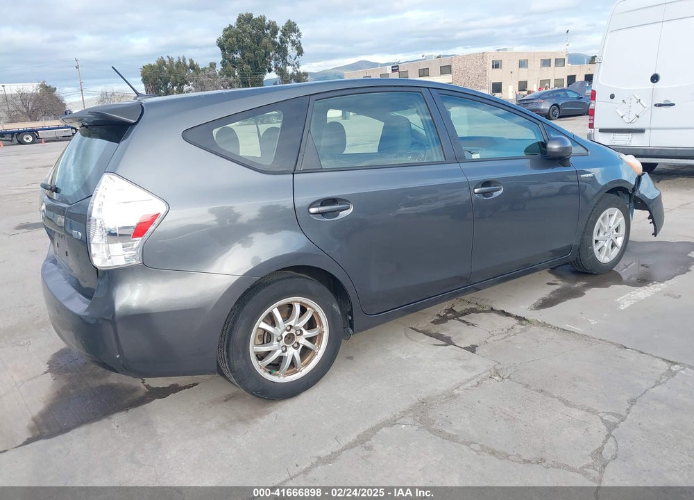 2013 TOYOTA PRIUS V VIN: JTDZN3EU9D3209411