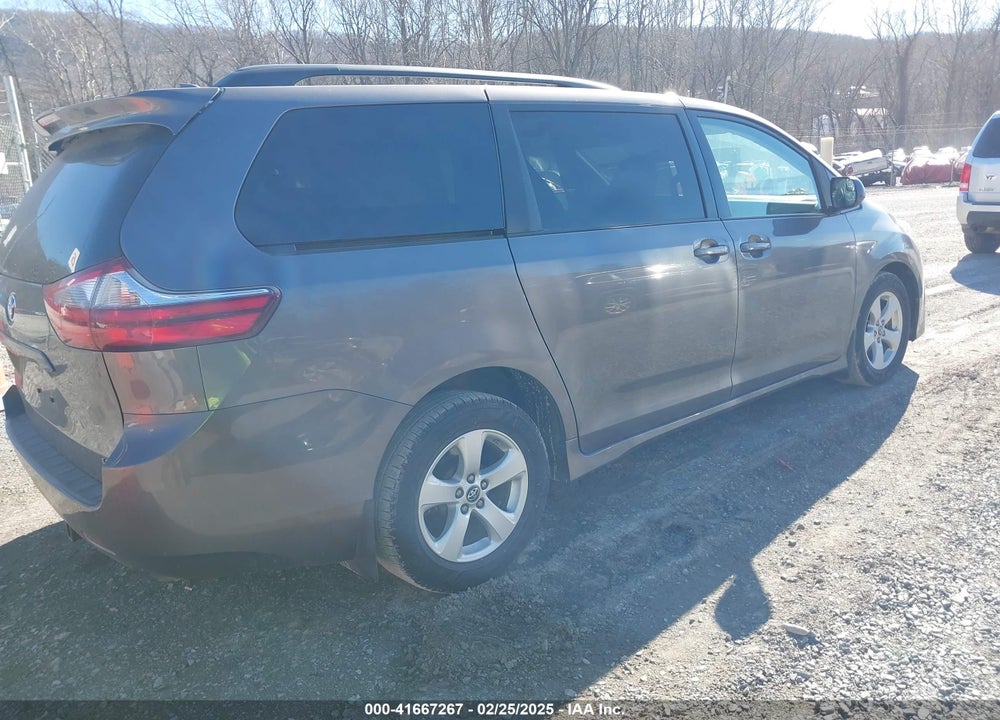 2020 TOYOTA SIENNA VIN: 5TDKZ3DC8LS051445