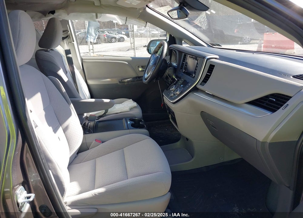 2020 TOYOTA SIENNA VIN: 5TDKZ3DC8LS051445