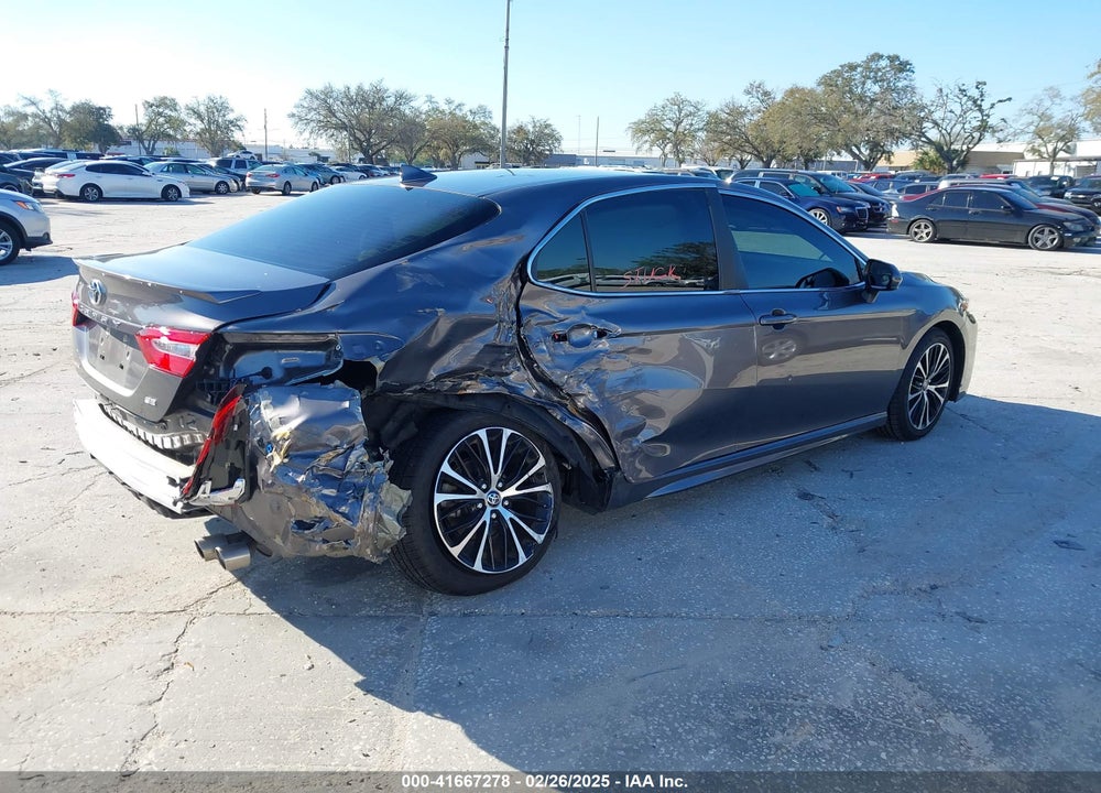 2020 TOYOTA CAMRY VIN: 4T1G11AK2LU392182