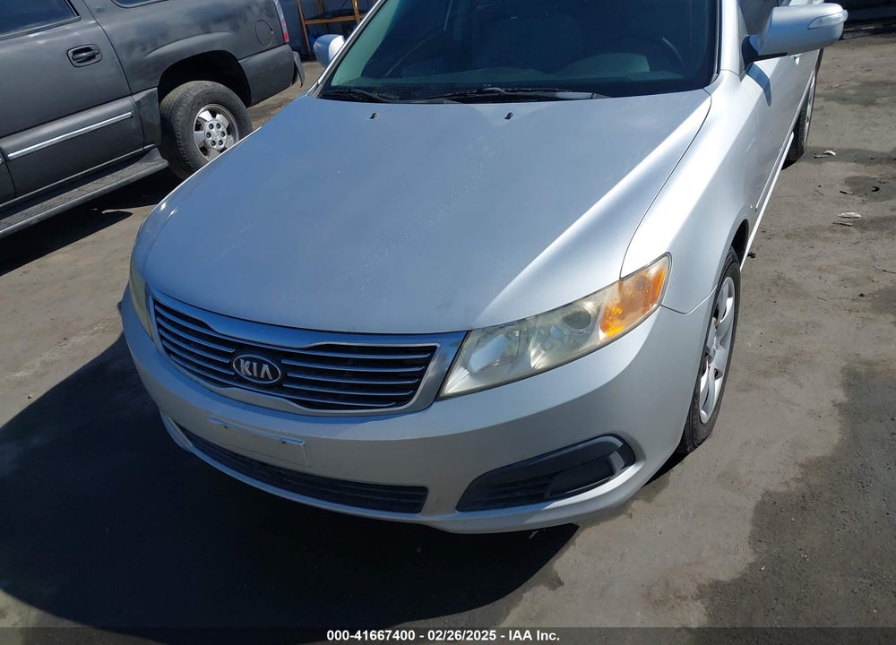 2009 KIA OPTIMA LX VIN: KNAGE228495333586