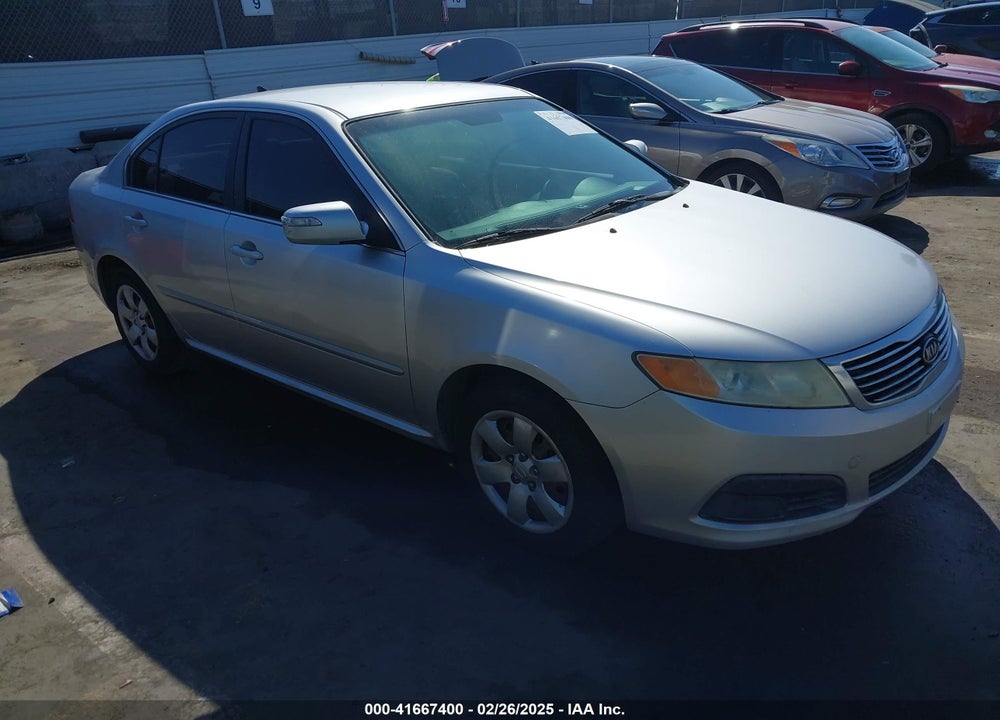 2009 KIA OPTIMA LX VIN: KNAGE228495333586